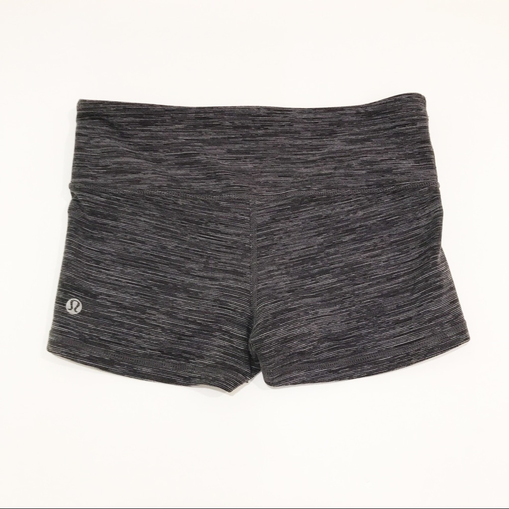 Lululemon Boogie Shorts Grey - Size 4